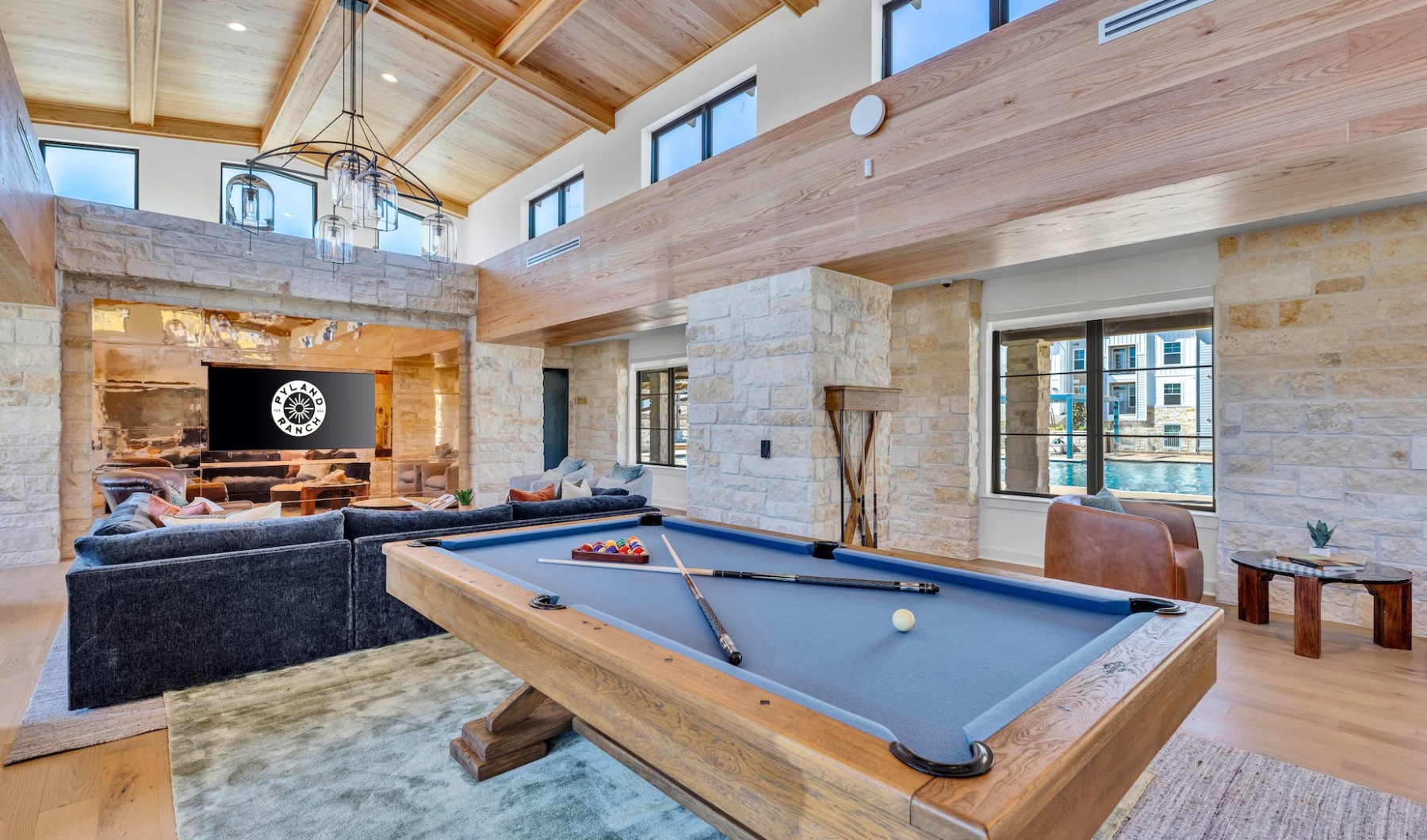 Clubhouse Billiards Club House